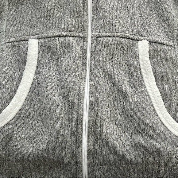 NORTH FACE WOMEN’S JACKET, Grey Heather fleece , size medium - Picture 3 of 9